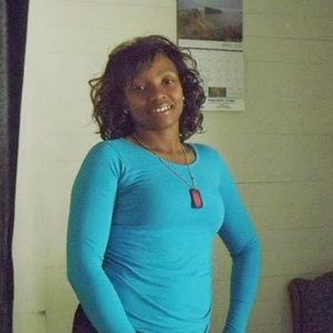 Meet your Posher, Cynthia